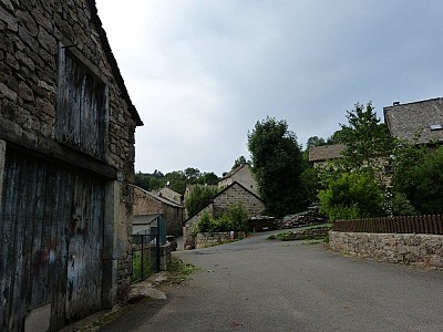 Le Beyrac sa fontaine, son ecole2